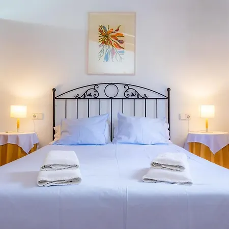 El Clavet Villa