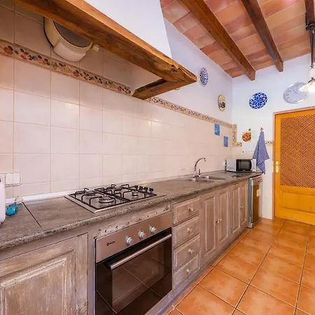 El Clavet Villa *